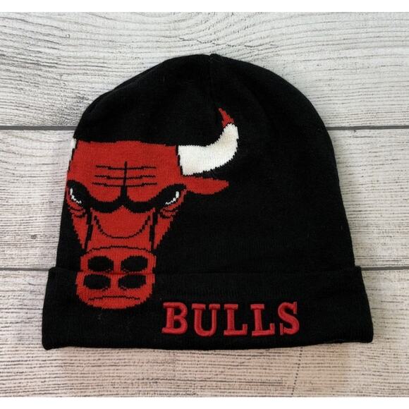 Ultra GAME Other - Chicago Bulls Unisex NBA Ultra Game Black Red Knit Beanie OSFM